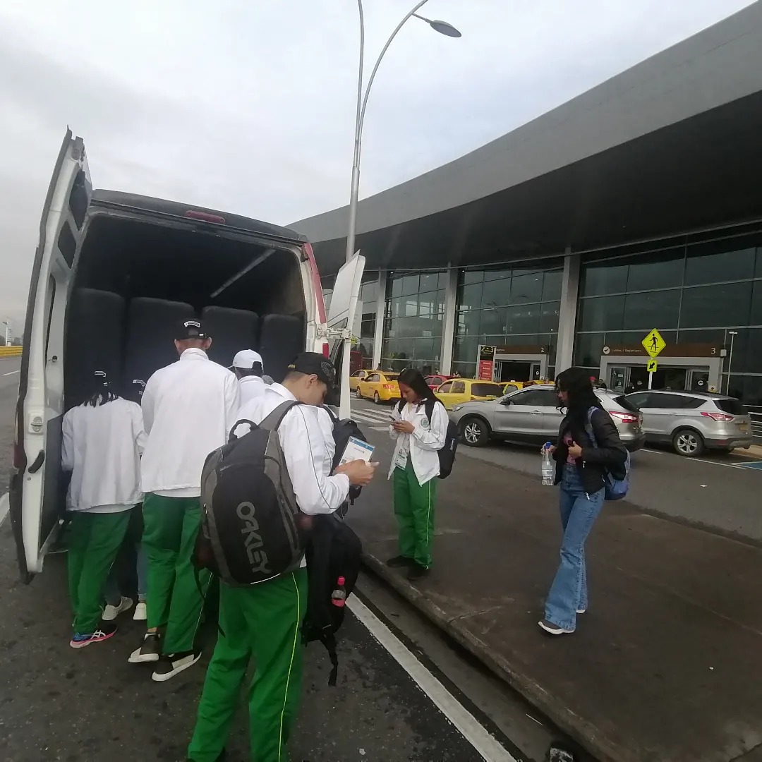 transporte institucional